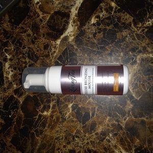 Loving tan deluxe bronzing mousse dark